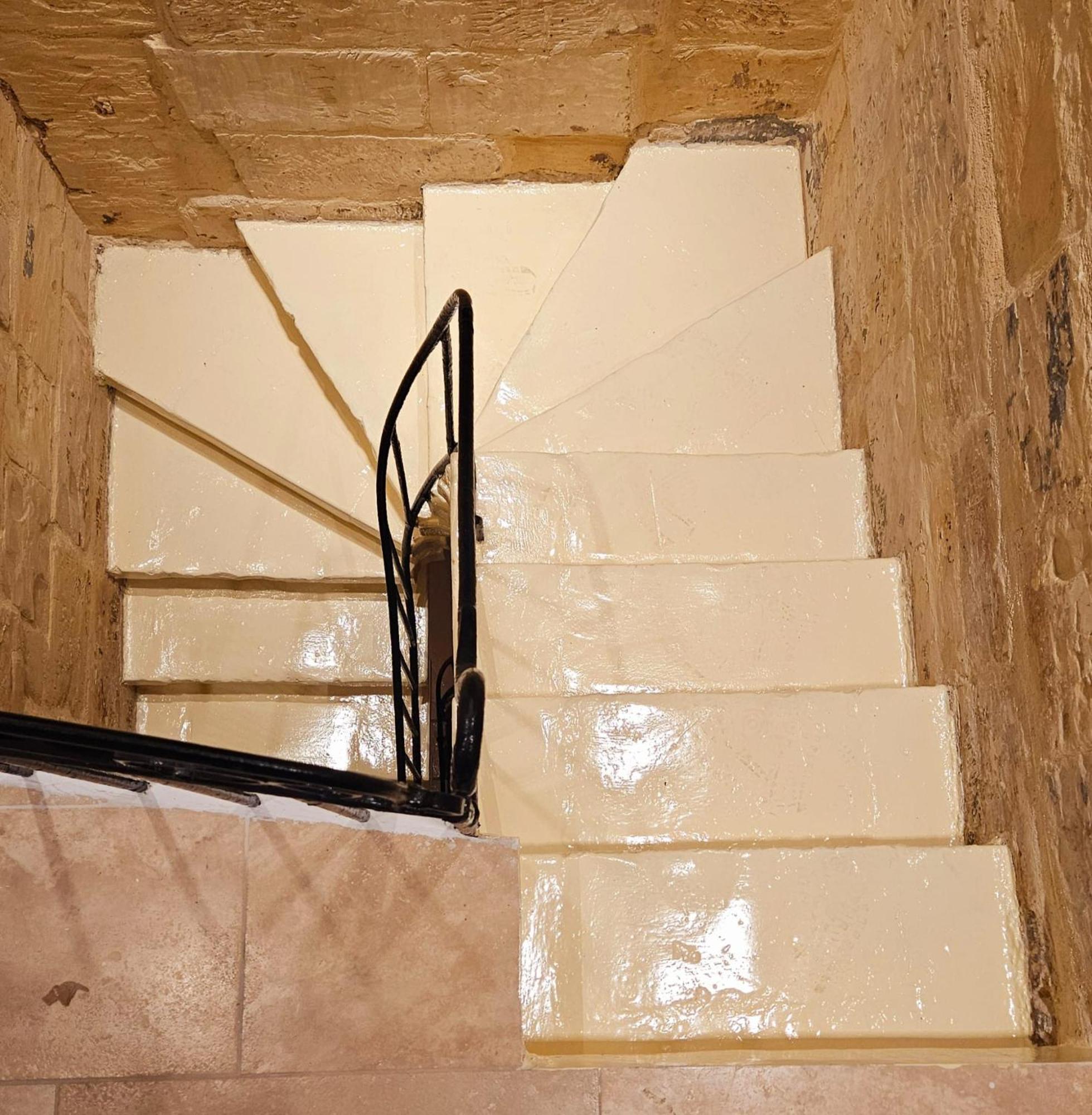Gunlayer Maisonette Il-Furjana